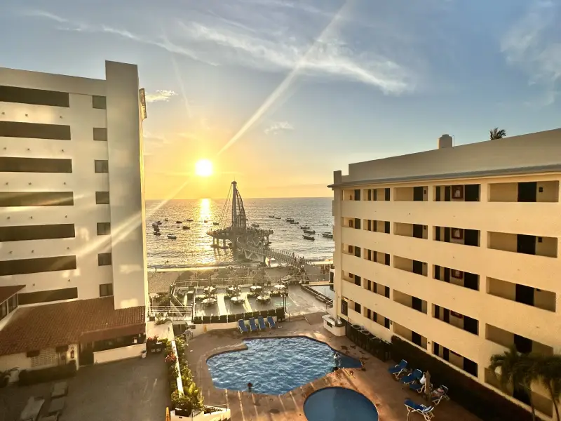 Delfin PV Beach Resort - Adults Only - Image 6
