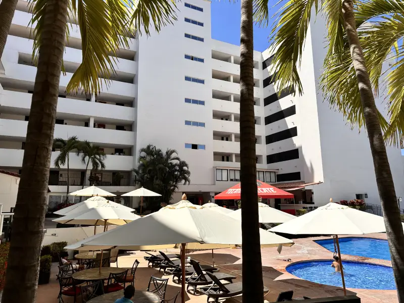 Delfin PV Beach Resort - Adults Only - Image 7